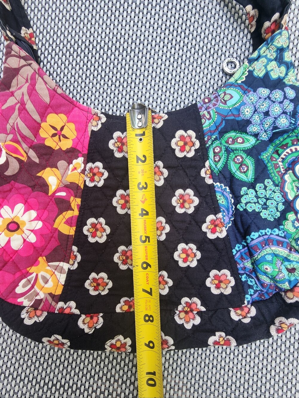 VERA BRADLEY PIROUETTE PATTERN PURSE - Picture 12 of 13
